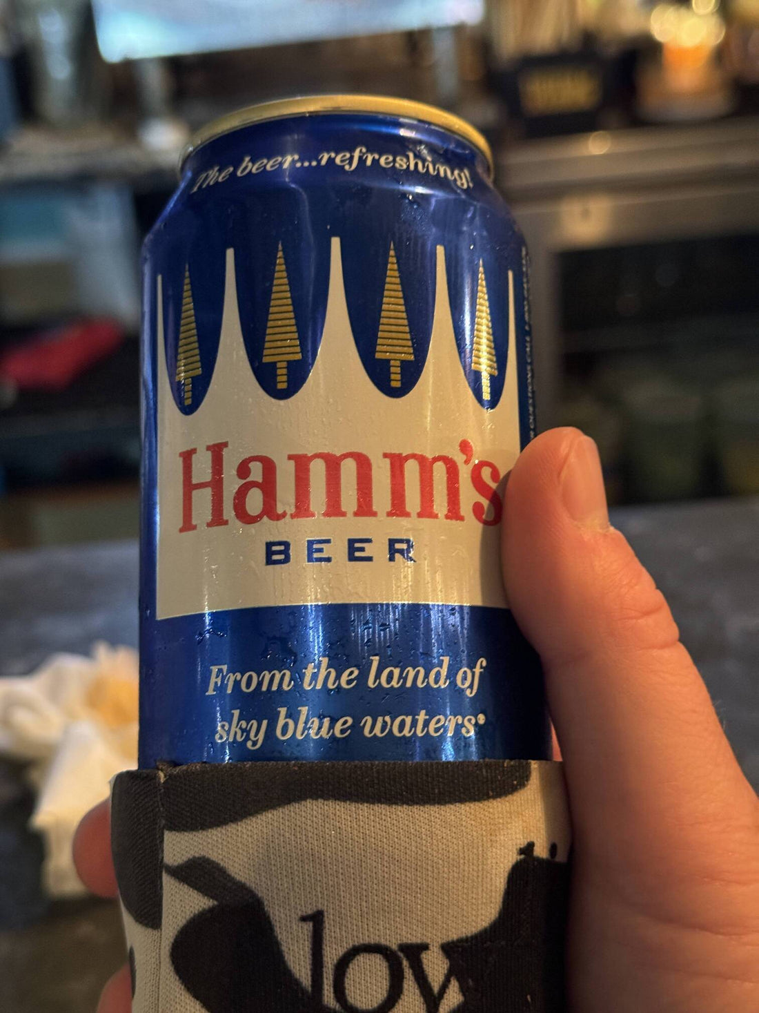 Casual Perfection: Low Life Bar - A Hidden Gem with Outstanding Drinks, Southern Flavors, and Laid-Back Vibes